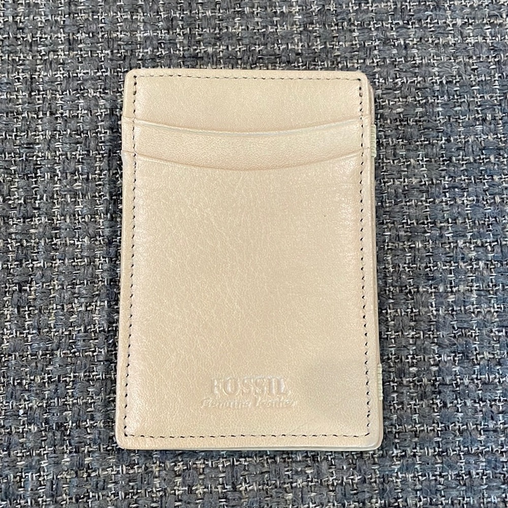Fossil olive green color card holder